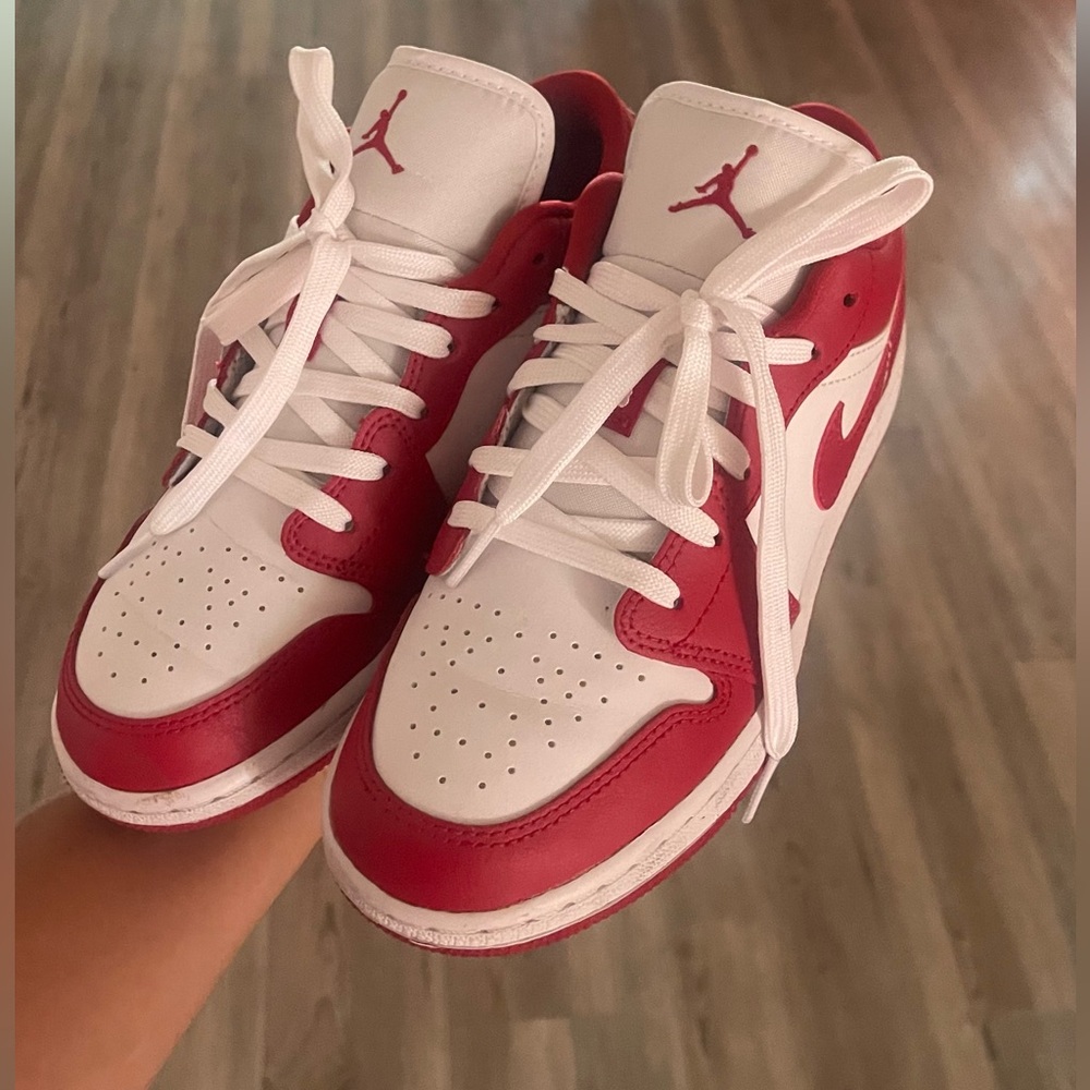 Air Jordan 1 Low (GS) ‘Gym Red’
